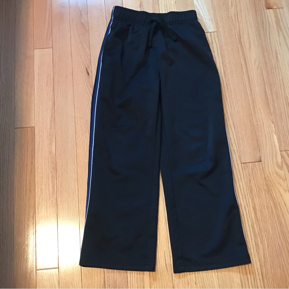 JUMPING BEANS Youth Blue on Blue Lightweight Striped Track Pants. Size M ( 5/6…